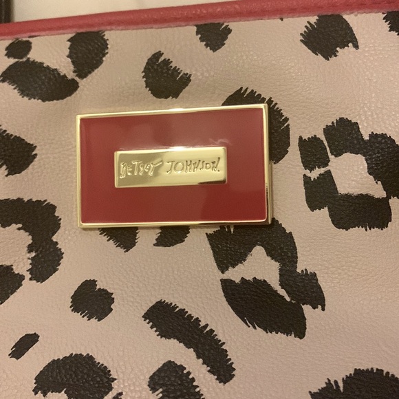 Betsey Johnson Big Animal Print Purse - Picture 6 of 6